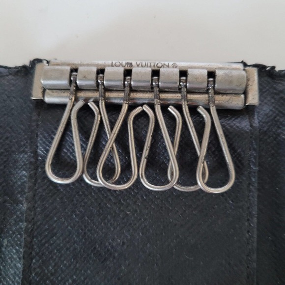 Authentic Louis Vuitton Damier Multicles 6 Key Hooks Case Graphite Small Check - Picture 5 of 10